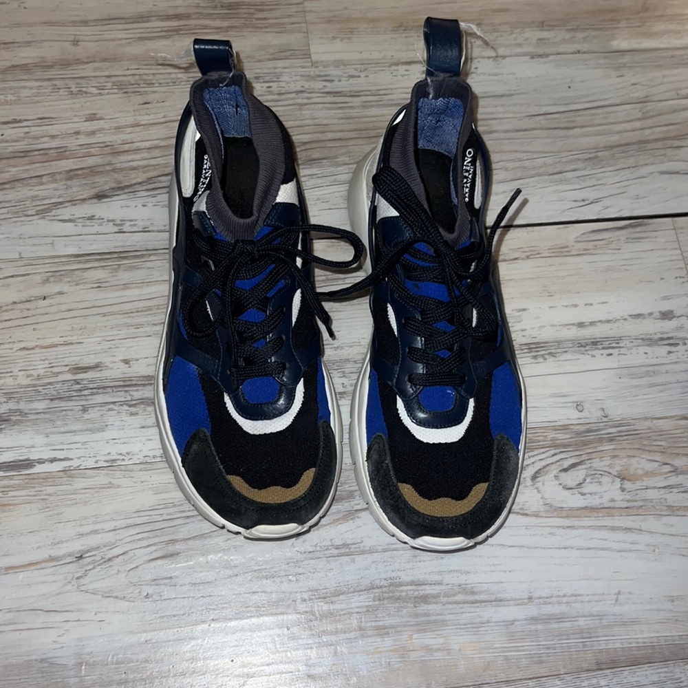 Valentino Garavani Authentic
Sound High fabric and leather sneakers